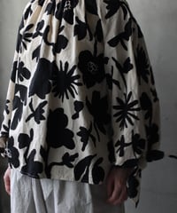 cavane キャヴァネ / Gather Neck Pullover Blouse linen&cottonブラウス / ca-26066