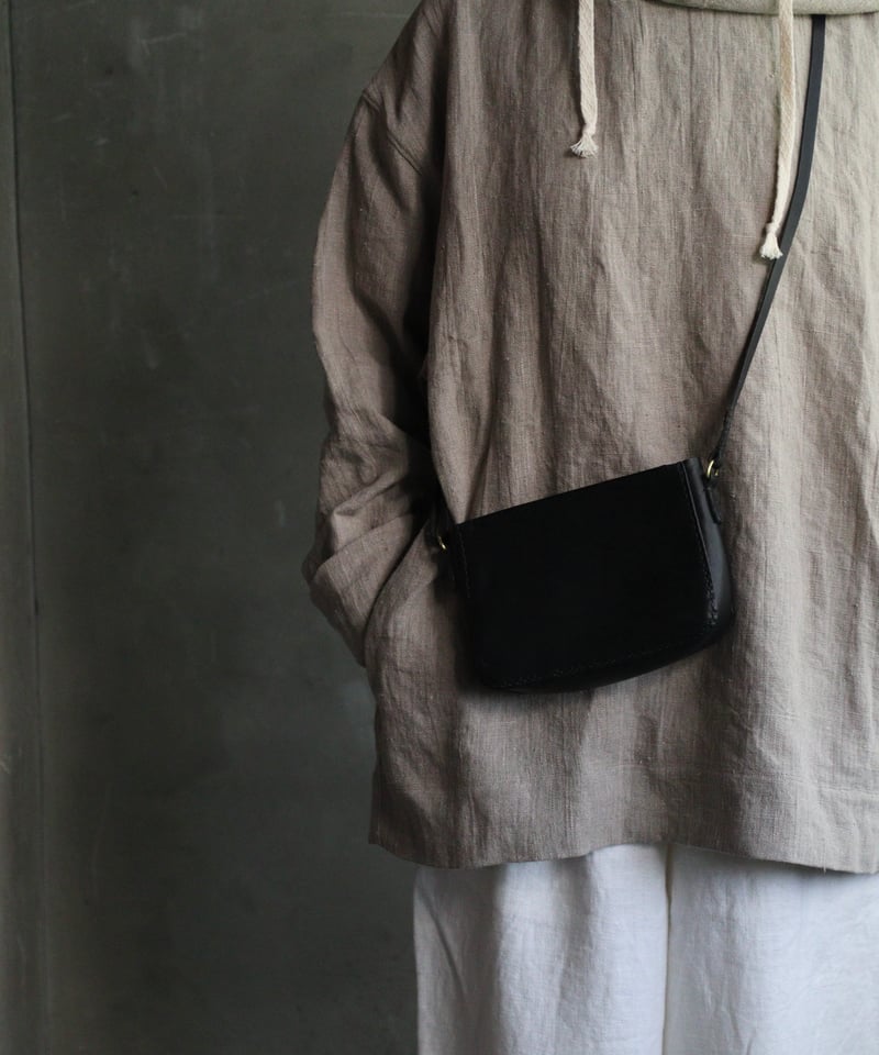 klauseクロイゼ / SHOULDER BAG(HARD)マチあり/ kla-24081 klauseクロイゼ / SHOULDER BAG(HARD)マチあり/ kla-24081