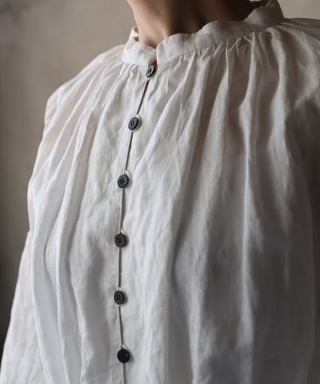 cavane キャヴァネ / Stand collar with waist drawstring blouse linen100ブラウス / ca-26059