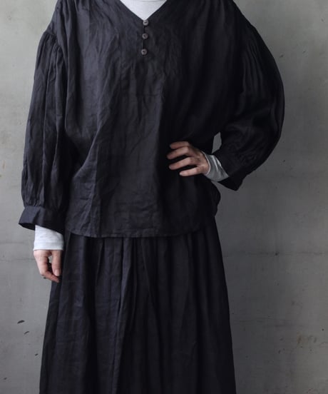 cavane キャヴァネ / V Pull-over blouse linen100ブラウス / ca-25147