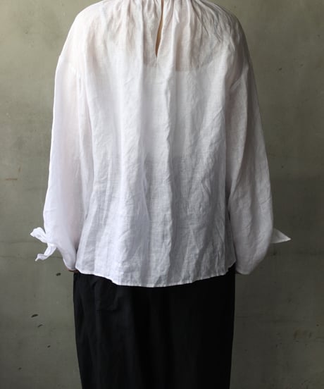 cavane キャヴァネ / Gather Neck Pullover Blouse linen100ブラウス / ca-26068