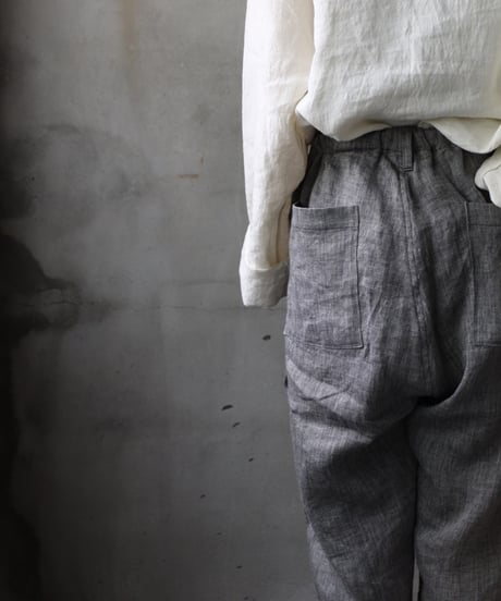 klauseクロイゼ / Linen Herring-bone Loose Fitting Tapered Trousers (ヘリンボーン) / kla-25017