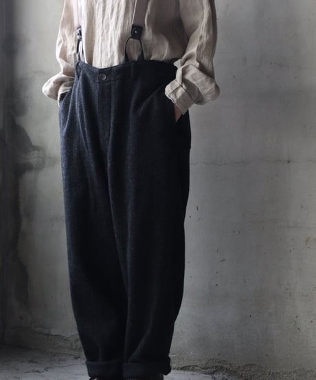 cavane キャヴァネ / Over-pants with suspender wool100パンツ / ca-25159
