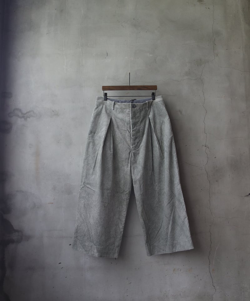 BIEK VERSTAPPEN / MALE PLEATED TROUSERSパンツ / Bi