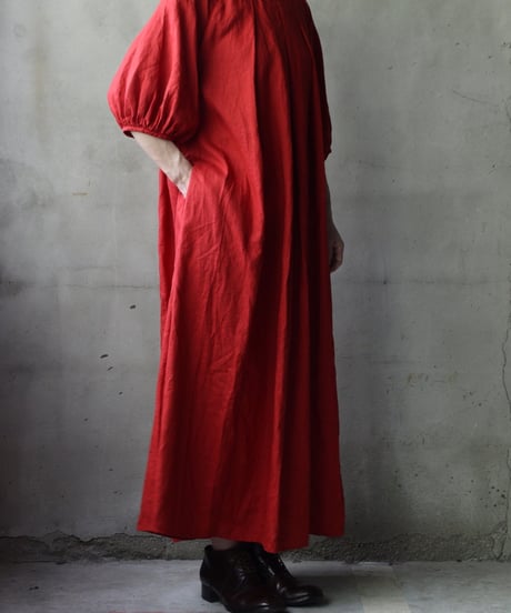 cavane キャヴァネ / Over Tuck Linen100 Dressワンピース / ca-25101