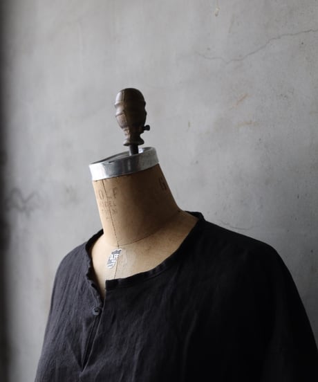 klauseクロイゼ / 天日干し綾Twill Linen C.S Slit Neck Shirt / kla-26026