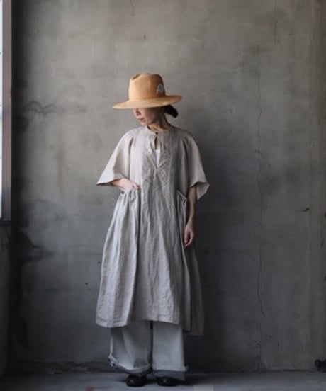 NATIVE VILLAGE ネイティブヴィレッジ / No.11 平らな枯れ草の上 リーフ刺繍ドレス / na-26016