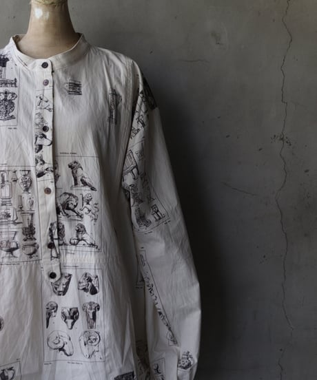 ALEKSANDR MANAMISアレクサンダーマナミ/ LES CREATURES TONGUE SHIRT ORNAMENTシャツ / am-25003
