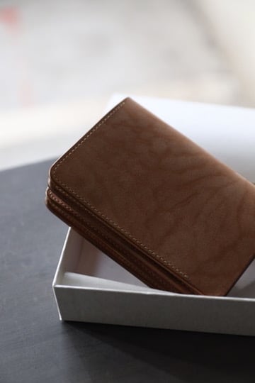 美品フォルメ Short Wallet Natural HorseButt formeフォルメ / Natural horse butt Short wallet 財布