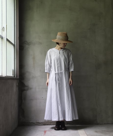 cavane キャヴァネ / Switching line tuck dressワンピース / ca-23121