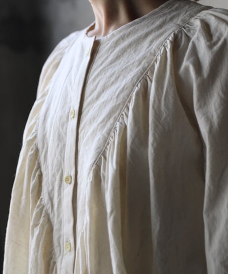 再入荷_cavane キャヴァネ / Stand-collar raglan cotton & linen blouseブラウス / ca-26008