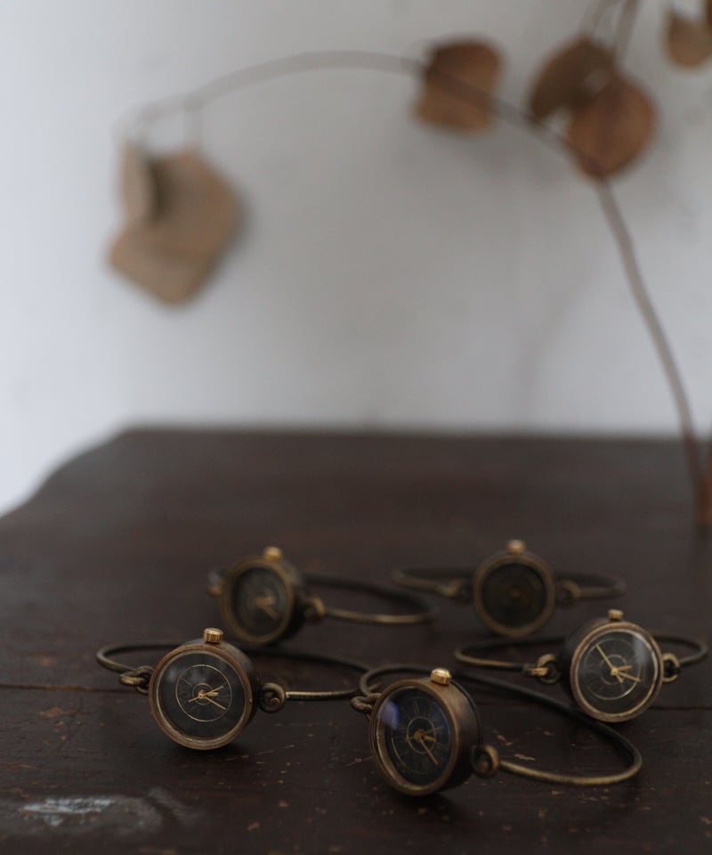 cavane Brass Bangle watch 真鍮 時計 cavane Brass Bangle watch 真鍮 時計