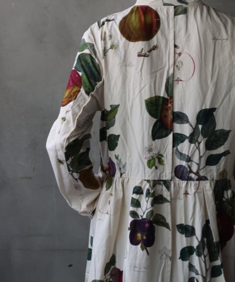 ALEKSANDR MANAMISアレクサンダーマナミ/ LES FRUITS LOOSE FRONT DRESSワンピース / am-26014