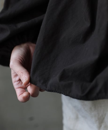 cavane キャヴァネ / 【受注予約】Stand-collar raglan cotton & linen blouseブラウス / ca-26007