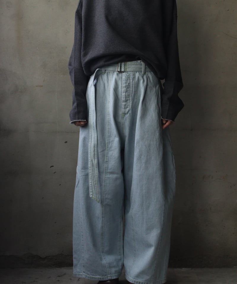 NATIVE VILLAGE ネイティブヴィレッジダーツデニムパンツ NATIVE VILLAGE ネイティブヴィレッジダーツデニムパンツ