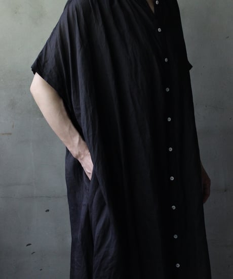 cavane キャヴァネ / Balloon no-sleeve dress Linen100ワンピース / ca-25130