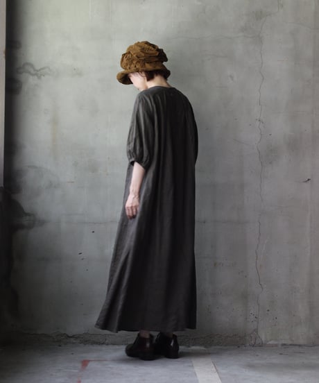 cavane キャヴァネ / Over Tuck Linen100 Dressワンピース / ca-25128