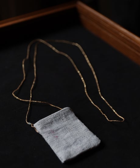 Antonia Rossi (Antomoon)/ Artisan Embroidered little pouch omamori vintage Necklaceネックレス / An-26019