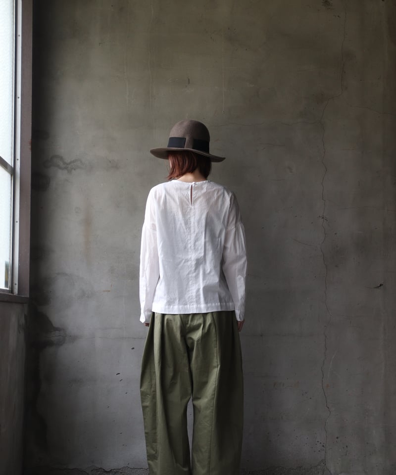 native villageネイティブビレッジShade of a tree native villageネイティブビレッジShade of a tree native