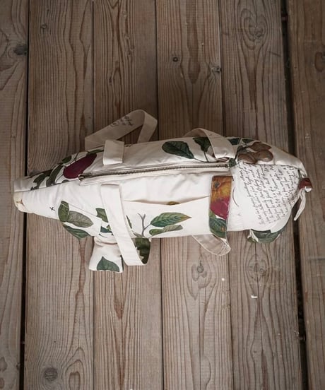 ALEKSANDR MANAMISアレクサンダーマナミ/ OINK OINK BAG LES FRUITSバッグ/ am-26010