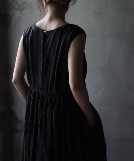 cavane キャヴァネ / Gathered dress linen100ワンピース / ca-25119