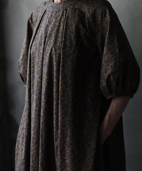 cavane キャヴァネ / Over Tuck Botanical Dressワンピース / ca-25126