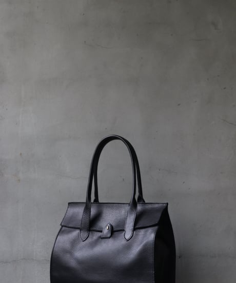 CORIU コリゥ/ BITTA SMALL CALF(C36) / cor-22007