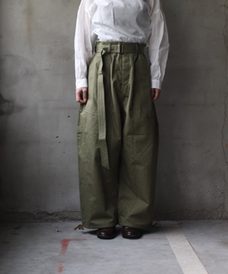 native villageネイティブビレッジShade of a tree native villageネイティブビレッジShade of a tree native