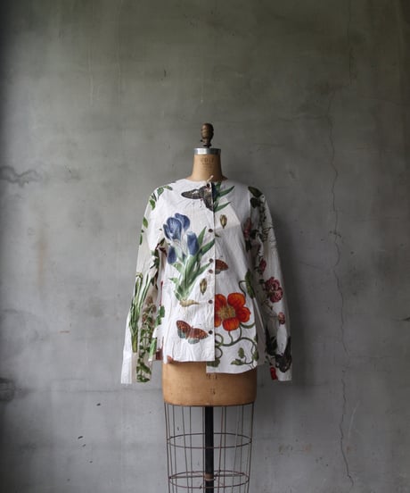 ALEKSANDR MANAMISアレクサンダーマナミ/ COLLARLESS GRAND FLEUR PRINT SHIRT - GRAND FLEURシャツ / am-24001