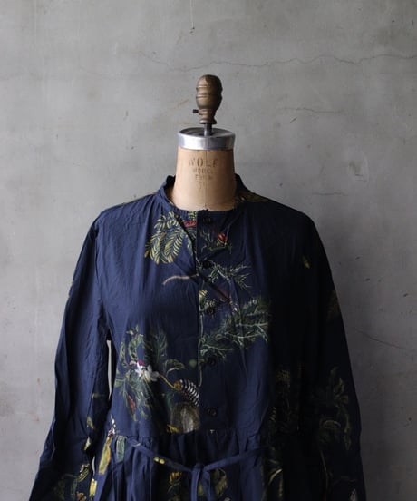 ALEKSANDR MANAMISアレクサンダーマナミ/ NATURA BLEU LOOSE FRONT DRESSワンピース/ am-25013