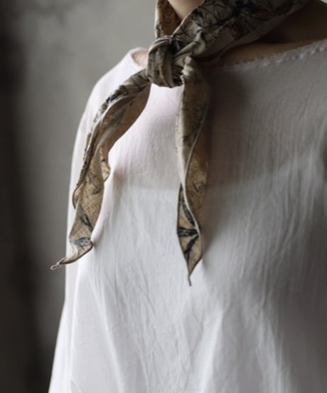 cavane キャヴァネ　モチーフつなぎストール　ホワイト150cm×95cm cavane キャヴァネ / Scarf Linen100 limited スカーフ / ca