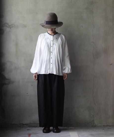 cavane キャヴァネ / Collarless raglan linen100 blouseブラウス / ca-25134
