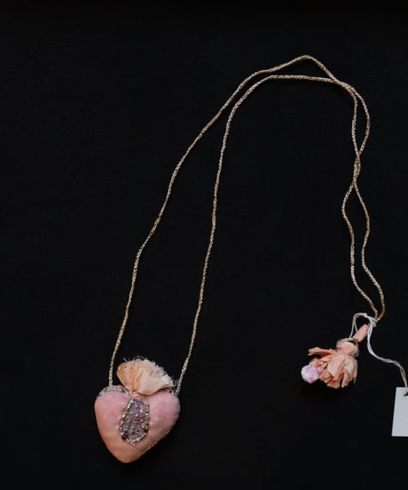 Antonia Rossi (Antomoon)/ Embroidered Heart Necklaceネックレス / An-24002