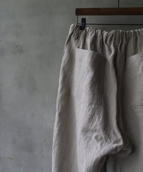 klauseクロイゼ / Belarus linen Loose Fitting Tapered Trousers (綾織/中厚手) / kla-24014