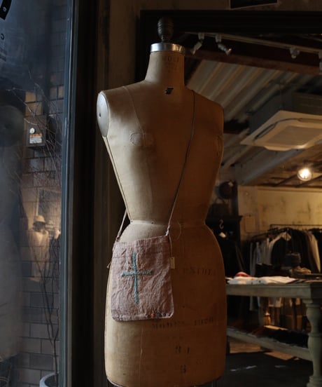 Antonia Rossi (Antomoon)/ Embroidered Shoulder Pochetteポシェット / An-24004