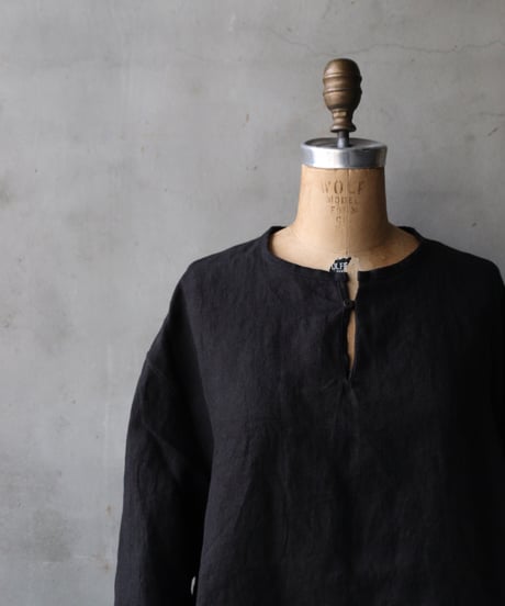 klauseクロイゼ / 天日干しTwill Linen C.S.Slit Neck Shirt / kla-26011