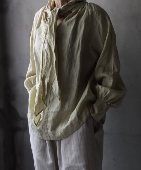 cavane キャヴァネ / Pull-over blouse with tie Linen100ブラウス / ca-26054