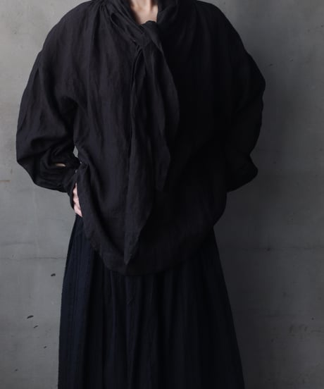 cavane キャヴァネ / Pull-over blouse with tie Linen100ブラウス / ca-26030