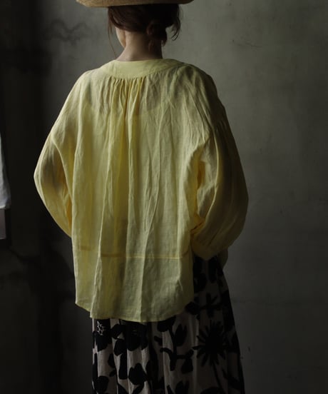 cavane キャヴァネ / V Pull-over blouse linen100ブラウス / ca-25163