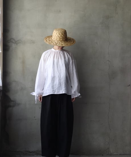 cavane キャヴァネ / Gather Neck Pullover Blouse linen100ブラウス / ca-26068
