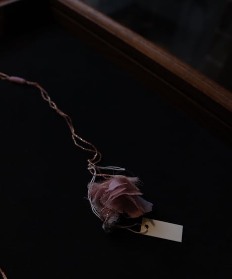 Antonia Rossi (Antomoon)/ Embroidered Heart Necklaceネックレス / An-24008