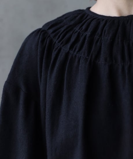 cavane キャヴァネ / Gathered stitch blouse linen & cottonブラウス / ca-25174