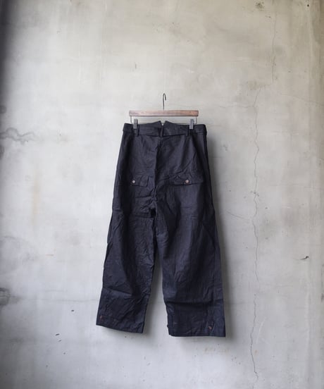 ALEKSANDR MANAMISアレクサンダーマナミ/ UTTON LEG LOOSE PANTトラウザーズ / am-25007