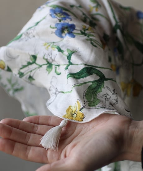 cavane キャヴァネ / Limited Scarf with tassel linen100スカーフ / ca-26041