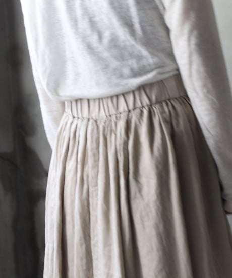 cavane キャヴァネ / Gathered skirt with side button linen100 スカート / ca-25150
