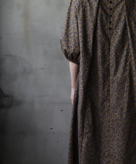 cavane キャヴァネ / Over Tuck Botanical Dressワンピース / ca-25126