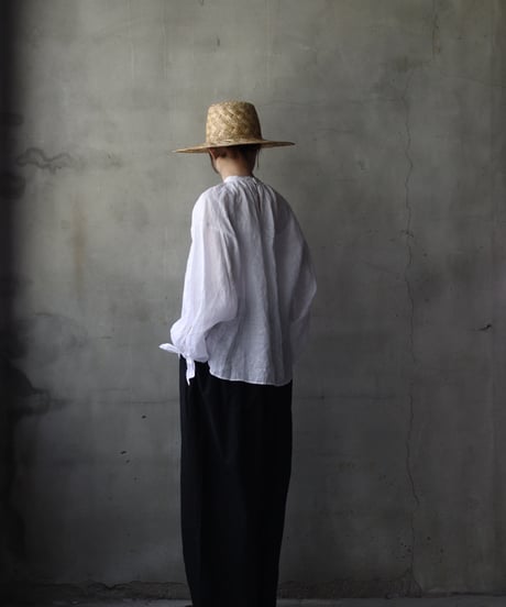 cavane キャヴァネ / Gather Neck Pullover Blouse linen100ブラウス / ca-26068