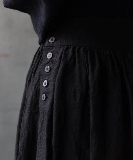 cavane キャヴァネ / Gathered skirt with side button linen100 スカート / ca-25145A