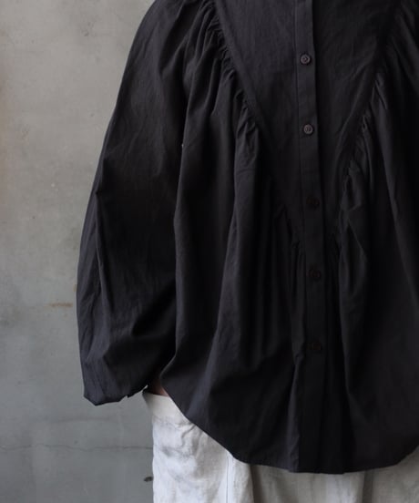 cavane キャヴァネ / 【受注予約】Stand-collar raglan cotton & linen blouseブラウス / ca-26007