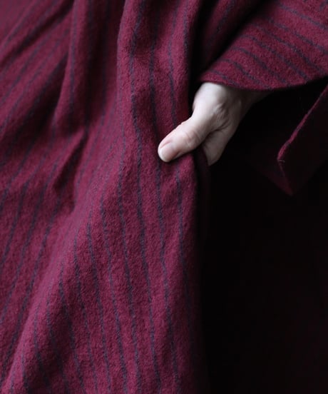 cavane キャヴァネ /  Neckline switching dress wool100ワンピース / ca-25172